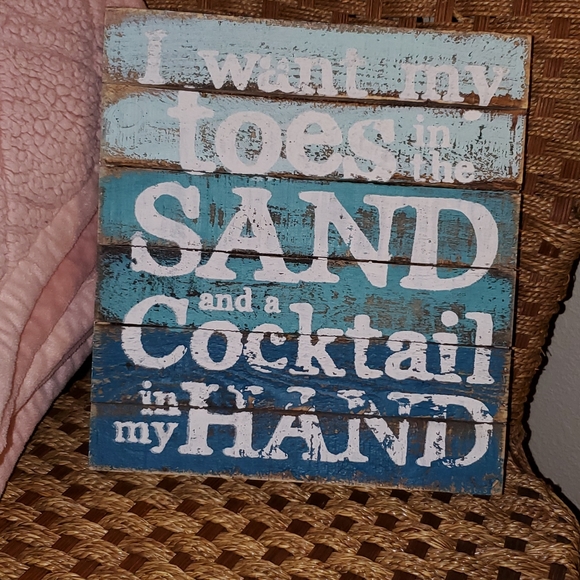 Wall decor - Picture 1 of 1